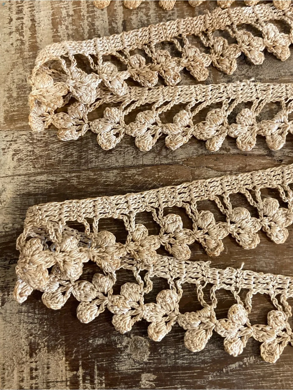 Vintage Crochet Trim Lace - Beige & Brown 39”